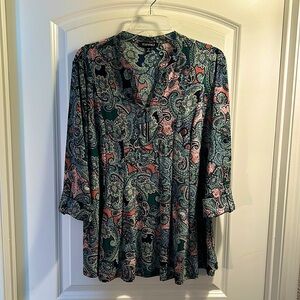 Lovely and comfortable fall top.